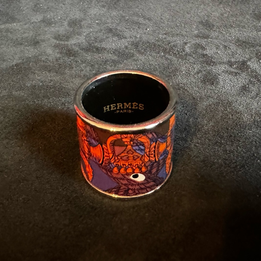 Hermés Enamel Printed Della Cavalleria Scarf Ring